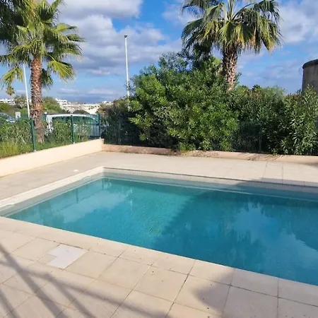 Marin With Swimming Pool Appartement *